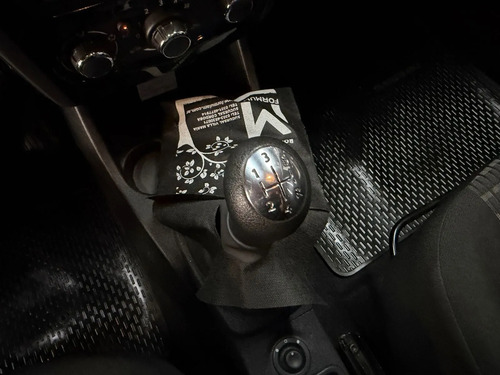 Renault Sandero 1.6 16V PRIVILEGE L12 2013