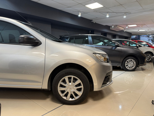 Renault Logan 1.6 16v Life 2024