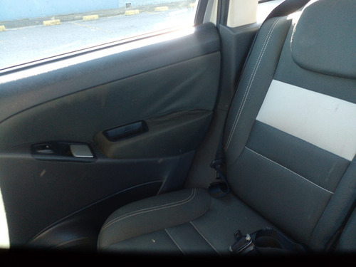 Fiat Idea ATTRACTIVE 1.4 8V 2012