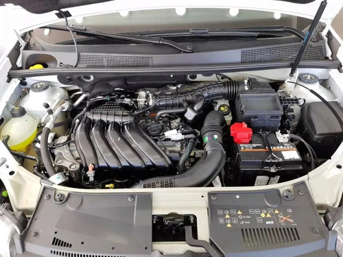 Renault Logan 1.6 16v Life 2025