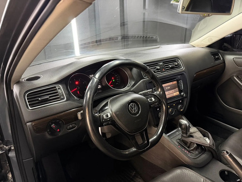 Volkswagen Vento 2.5 170HP LUXURY TIPTRONIC L15 2016