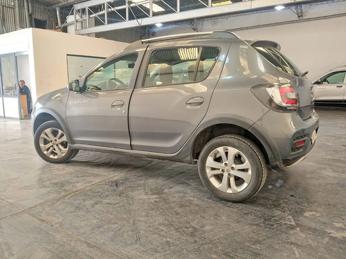Renault Sandero Stepway 1.6 Dynamique 105cv 2016