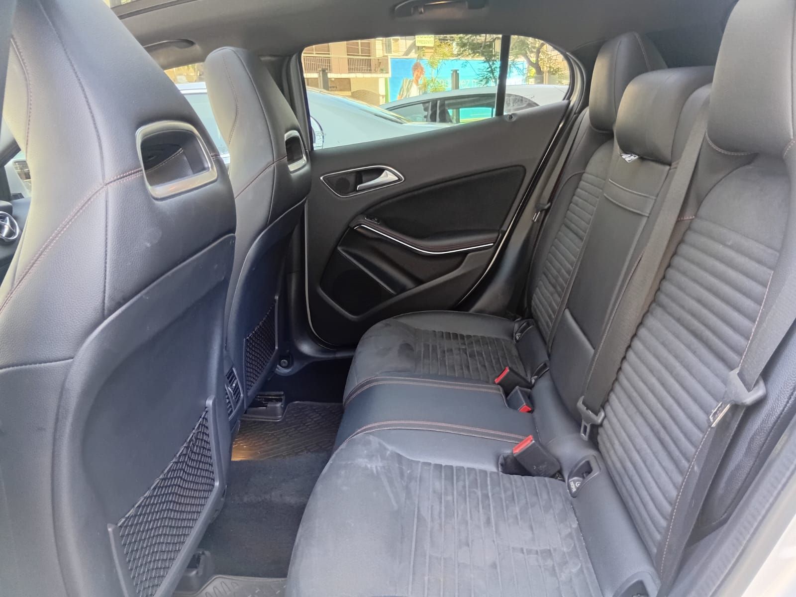 Mercedes-Benz GLA 250 1.6 Gla250 Amg-line 211cv 2019