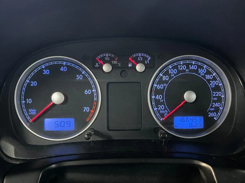 Volkswagen Bora 2.0 MPI TRENDLINE L07 2010