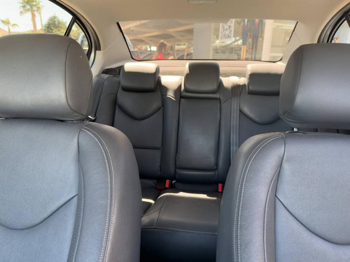 Peugeot 408 1.6 Hdi Feline 2022 2022