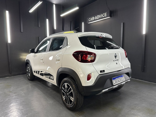 Renault Kwid 1.0 Outsider 2025