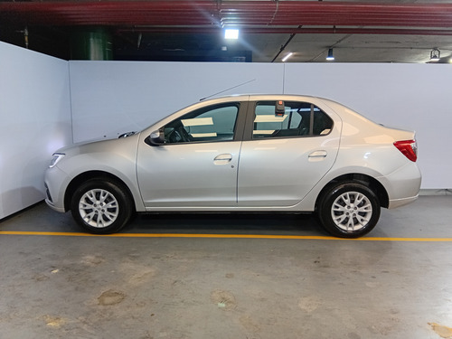 Renault Logan 1.6 16v Zen L/19 2024