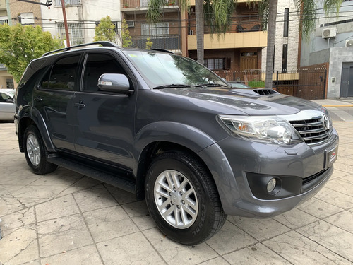 Toyota Hilux SW4 3.0 Srv Cuero I 171cv 4x4 5at 2012