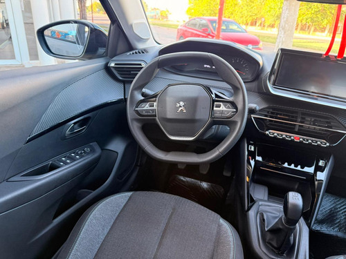 Peugeot 208 STYLE MT 2023