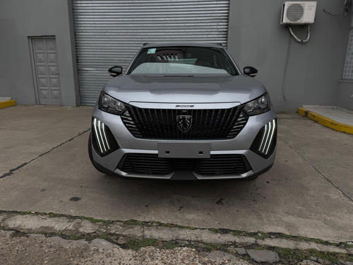 Peugeot 2008 1.0T Allure 2025