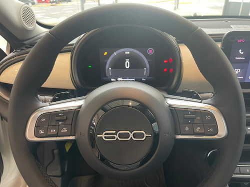 Fiat 600 hybrid 1.2 E-Dct 2026