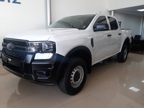Ford Ranger XL 2.0L Diesel Cabina Doble 4x2 2024
