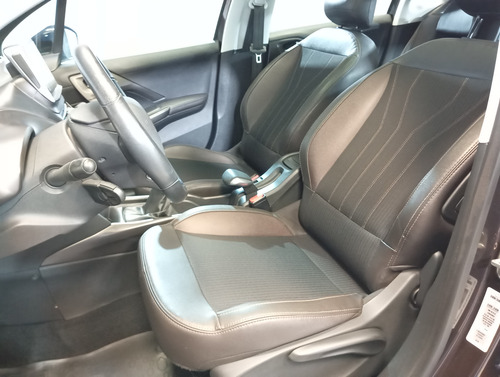 Peugeot 2008 1.6 Feline 2020