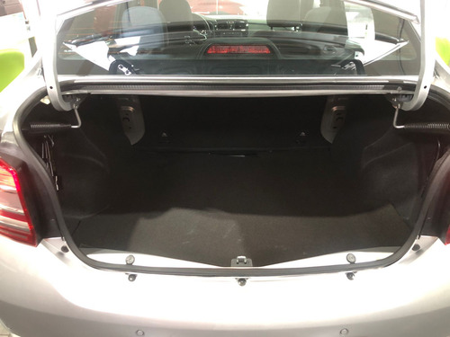 Renault Logan 1.6 16v Life 2026