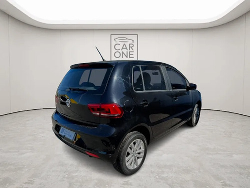Volkswagen Fox 1.6 CONNECT 5P L18 2018