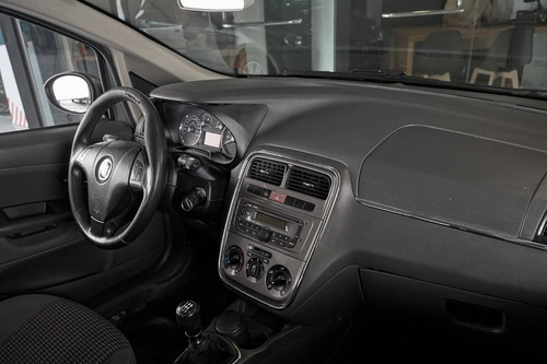 Fiat Punto 1.6 Essence 2011