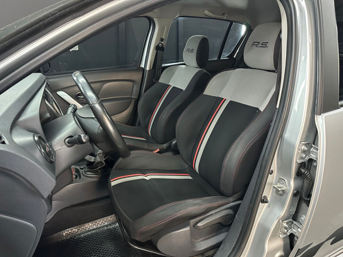 Renault Sandero 2.0 16V RS L16 2016