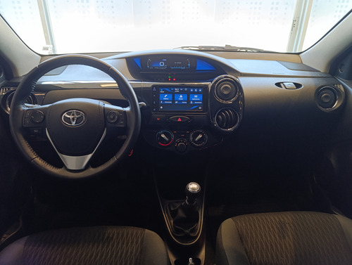 Toyota Etios 1.5 Xls Mt 2023