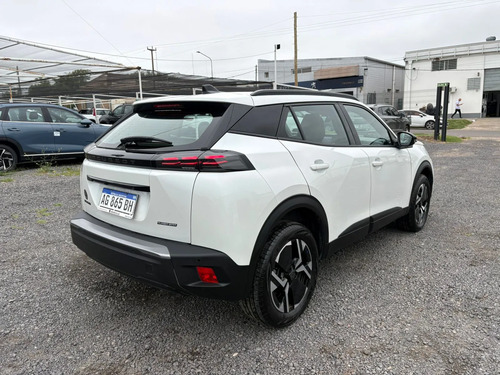 Peugeot 2008 ACTIVE T200 AM24 2024