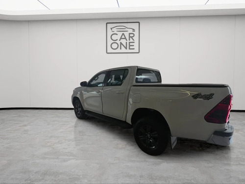 Toyota Hilux 2.8 TDI 4X4 SRV AT6 2023