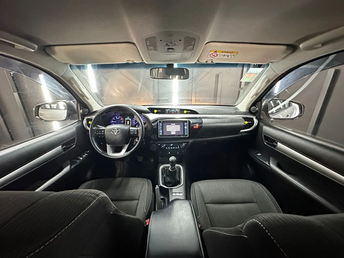 Toyota Hilux 2.8 TDI 4X2 DC SRV L16 2018