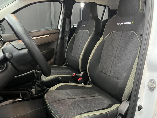 Renault Kwid 1.0 Outsider 2025