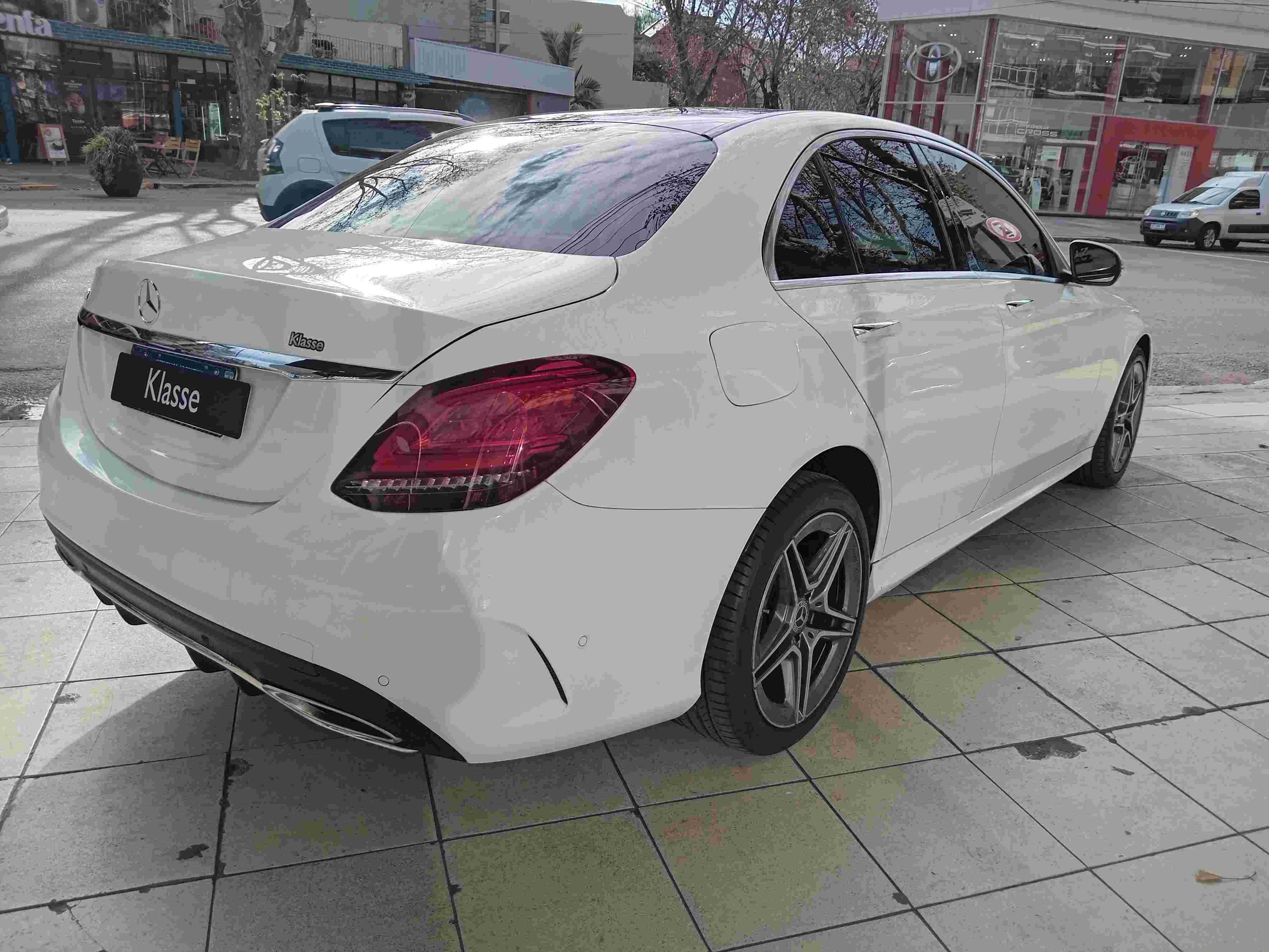 Mercedes-Benz C300 2.0 C300 258cv Sedan 2020