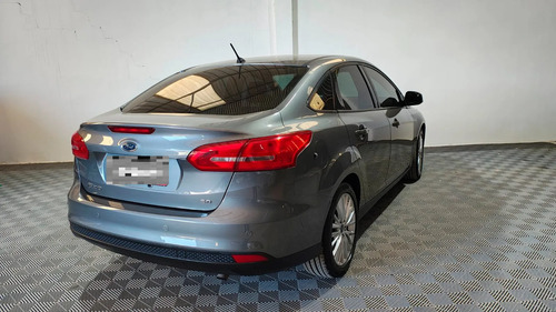 Ford Focus III 2.0 Sedan Se Plus At6 2017