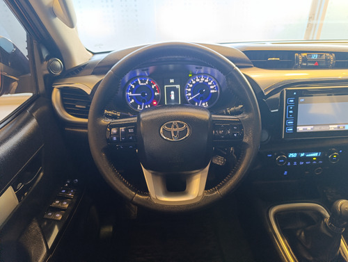 Toyota Hilux Pick-Up 2.8 Cd Srv 177cv 4x2 2017