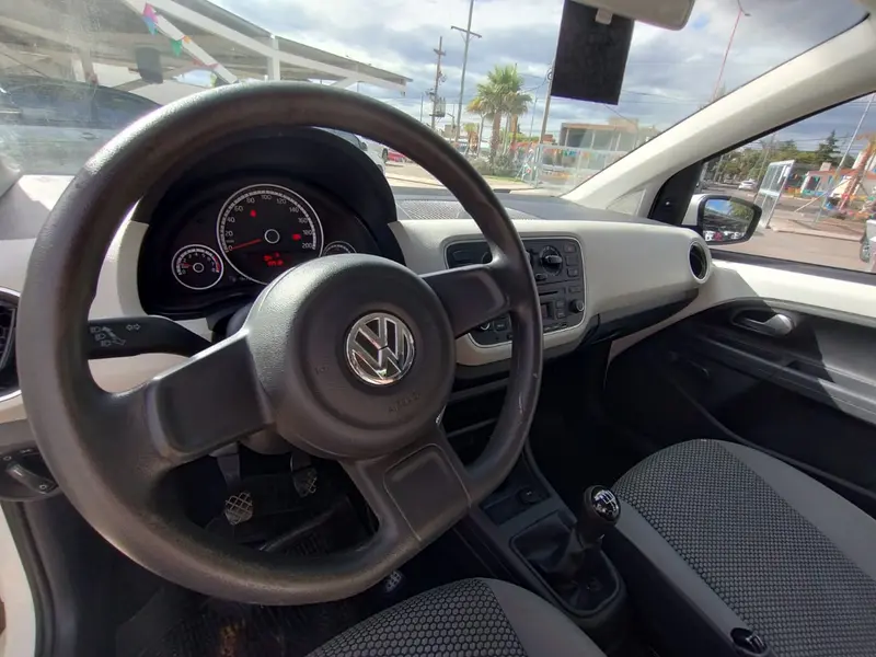 Volkswagen Up! 5 PTAS MOVE 2016