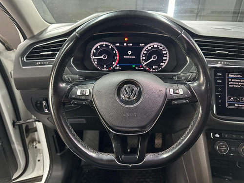 Volkswagen Tiguan 2.0 T ALLSPACE HIGHLINE AT L17 2018