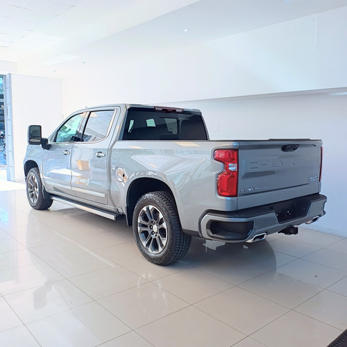 Chevrolet Silverado 5.3 V8 High Country 2026