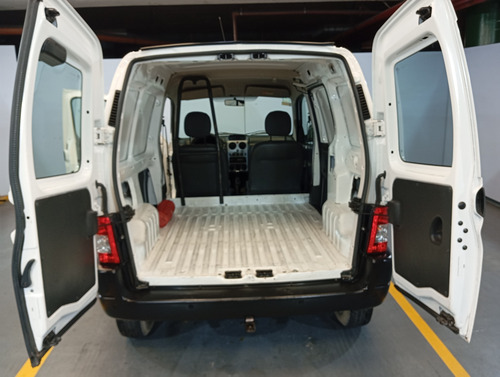 Citroën Berlingo 1.6i Business 2023