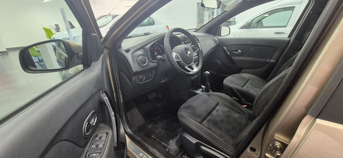 Renault Stepway 1.6 Intens 2026