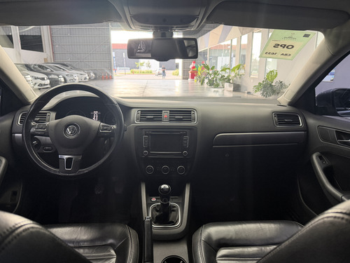 Volkswagen Vento 2.0 Sportline Tsi 200cv 2013