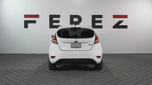 Ford Fiesta 1.6 KINETIC DESIGN TITANIUM 2012