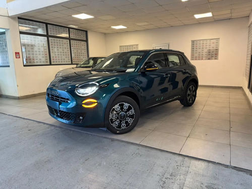 Fiat 600 hybrid 1.2 E-Dct automatico 2026