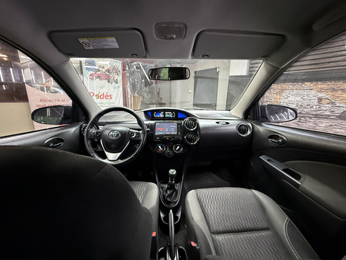 Toyota Etios 1.5 Sedan Xls 2018