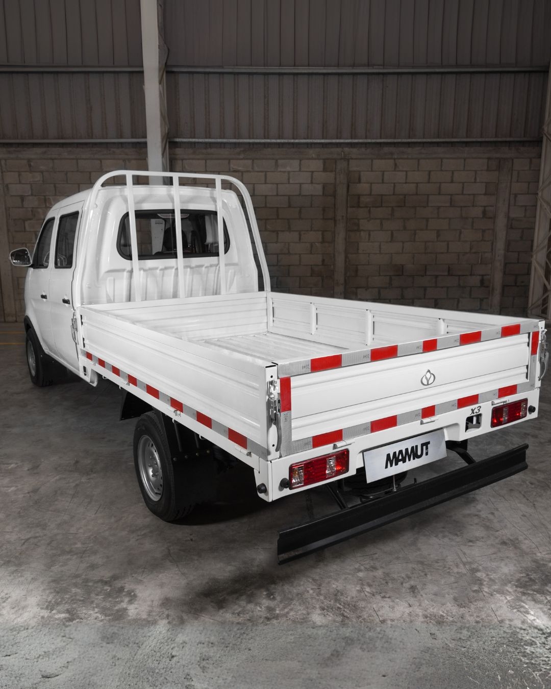 KYC Mamut Cabina Simple 2025