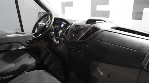 Ford Transit 2.2 Furgon Mediano 350m 2023