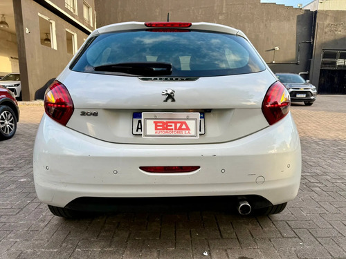Peugeot 208 1.6 FELINE L16 2018