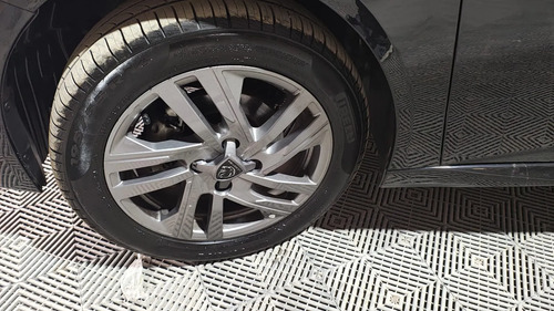 Peugeot 208 1.6 Allure At 2025