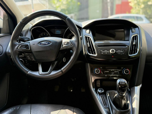 Ford Focus III 2.0 Sedan Se 2019