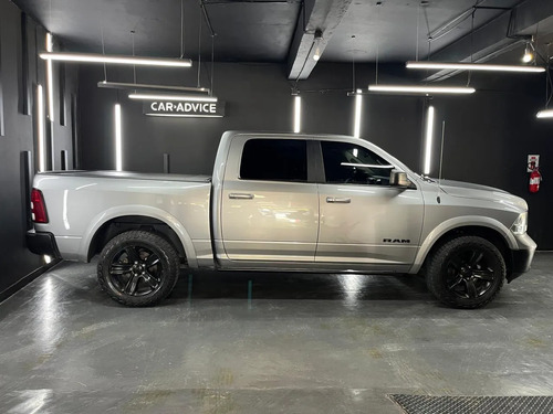 RAM 1500 5.7 DC 4X4 LARAMIE AT L13 2020