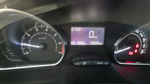 Peugeot 208 1.6 FELINE L16 2017