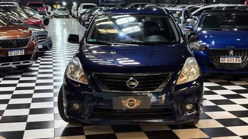 Nissan Versa 1.6 Exclusive At 2014
