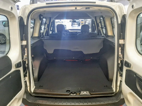 Renault Kangoo Ii 1.6 Sce Stepway 2026