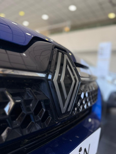 Renault Kardian 1.0 Iconic 10.1 con cuero 2025