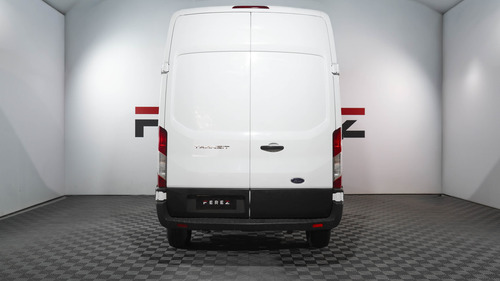 Ford Transit 2.2 Furgon Mediano 350m 2023
