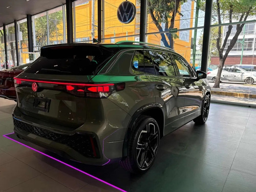 Volkswagen Tiguan VOLKSWAGEN TIGUAN R-LINE 250TSI DSG FC 2025